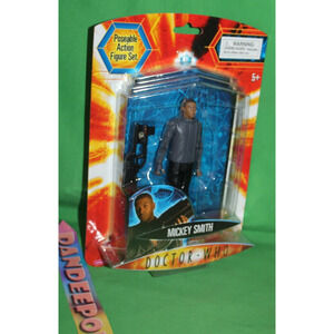BBC Doctor Who Mickey Smith Series 2 Poseable Action Figure Set Toy 02374